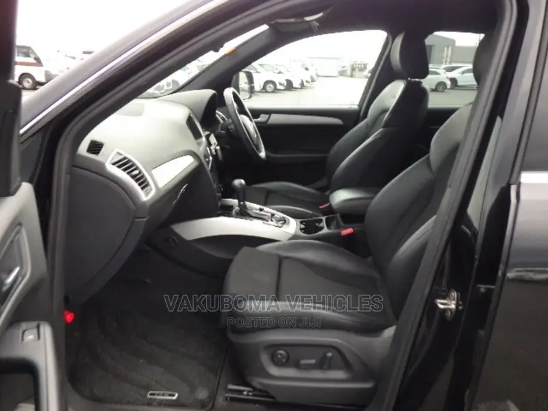 Audi Q5 2011 Black