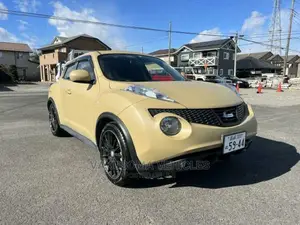 Nissan Juke 2010 Yellow