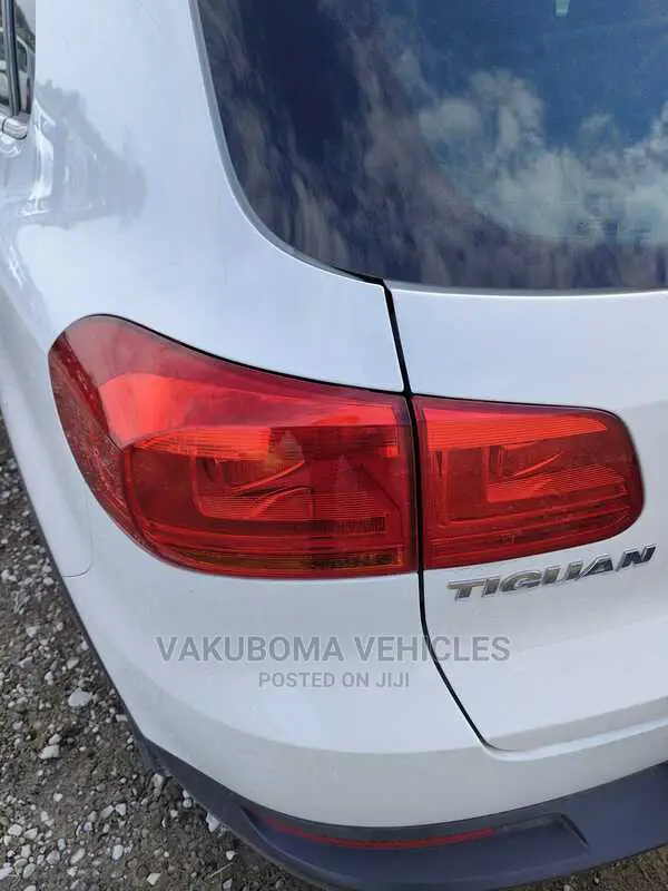 Volkswagen Tiguan 2015 Pearl