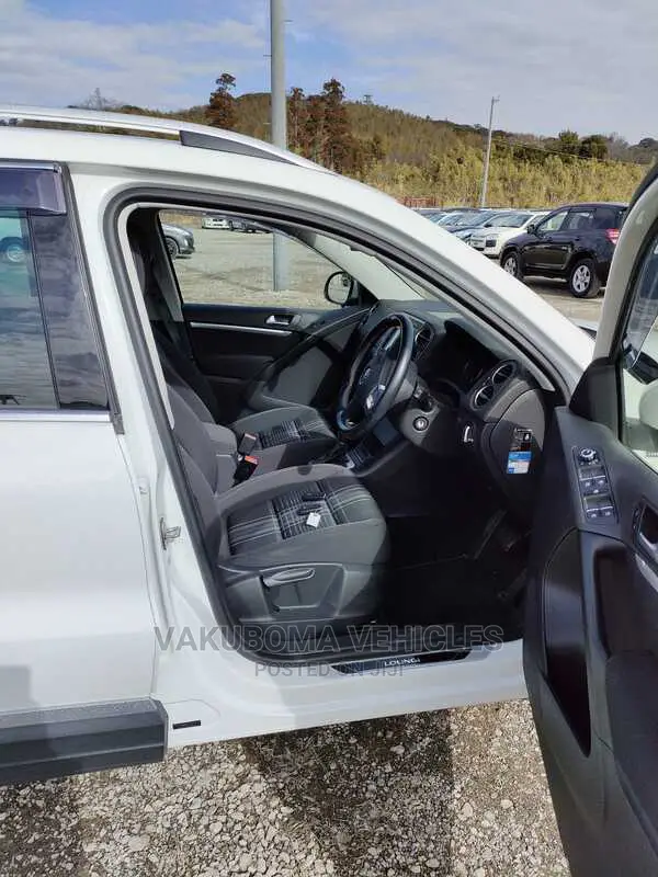 Volkswagen Tiguan 2015 Pearl