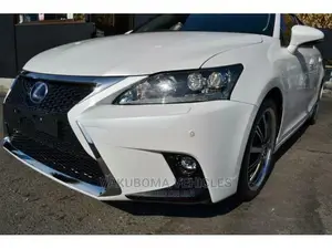 Lexus CT 2011 Pearl