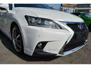 Lexus CT 2011 Pearl