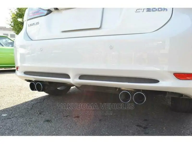 Lexus CT 2011 Pearl