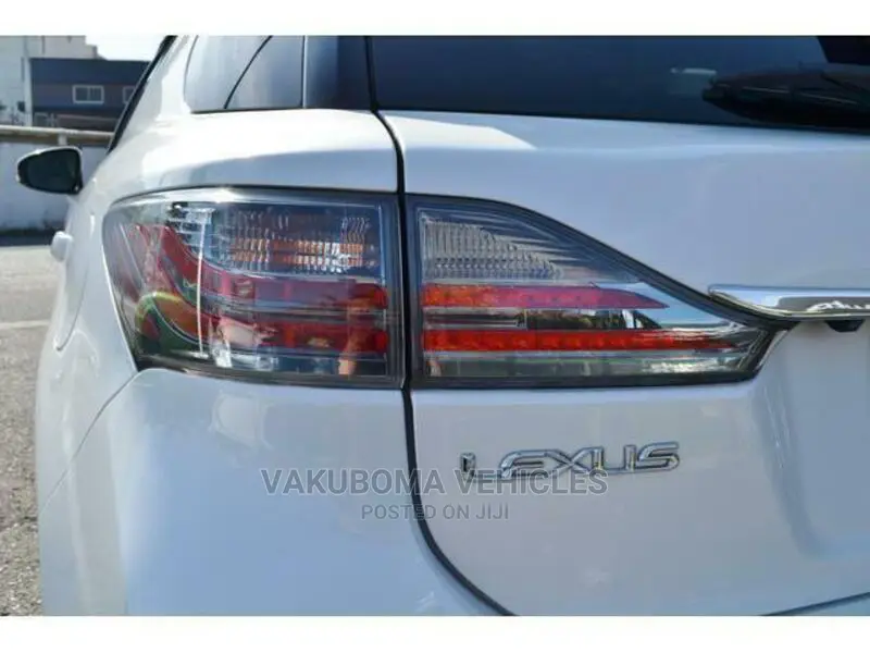 Lexus CT 2011 Pearl