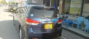 Toyota Wish 2010 Blue