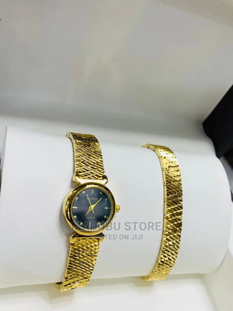 A Set of Women Watch and Bracelet