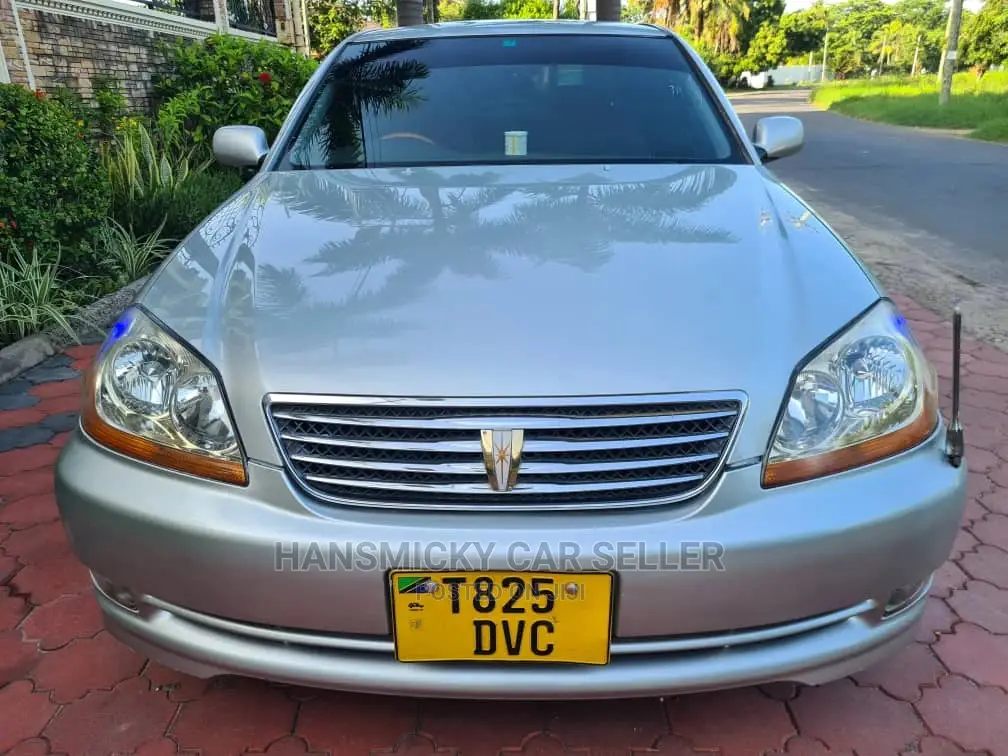 Toyota Mark II 2002 Silver