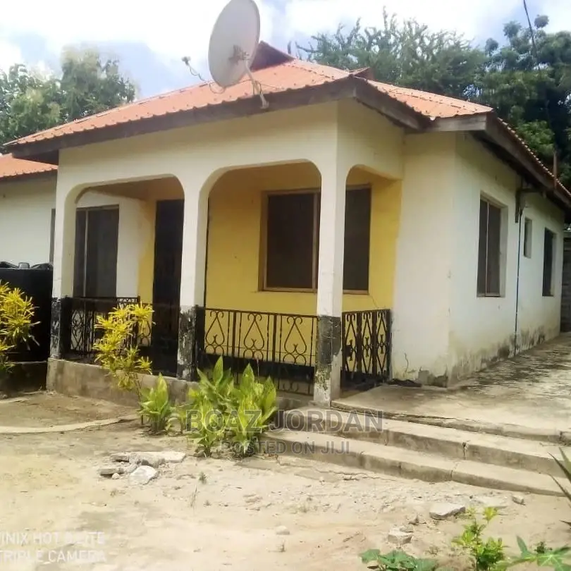 Furnished 3bdrm Apartment in Graphite 227, Kariakoo for Sale