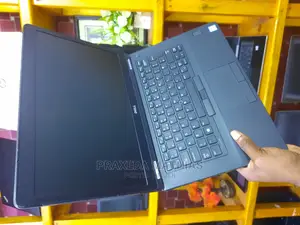 Laptop Dell Latitude 14 E5470 8GB Intel Core I5 HDD 500GB