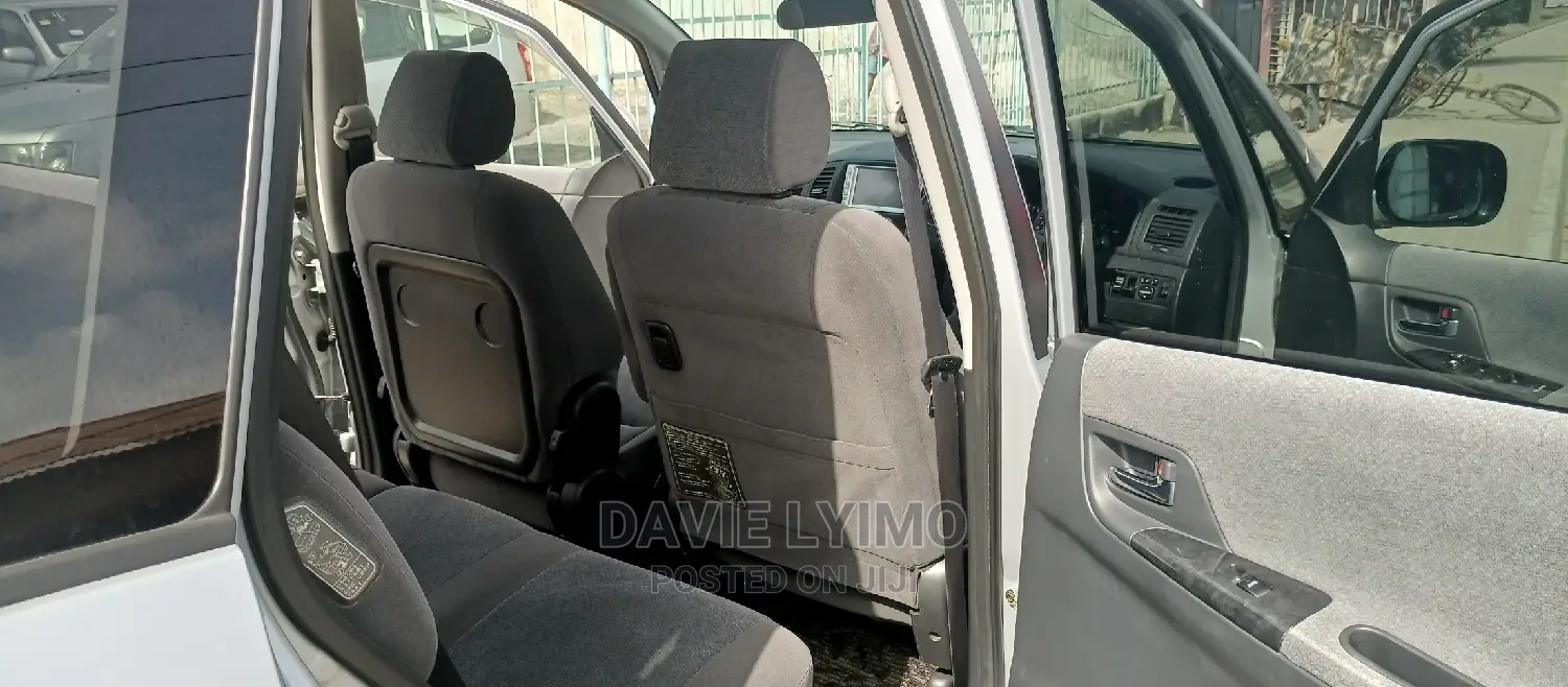 Toyota Lite-Ace 1999 Silver