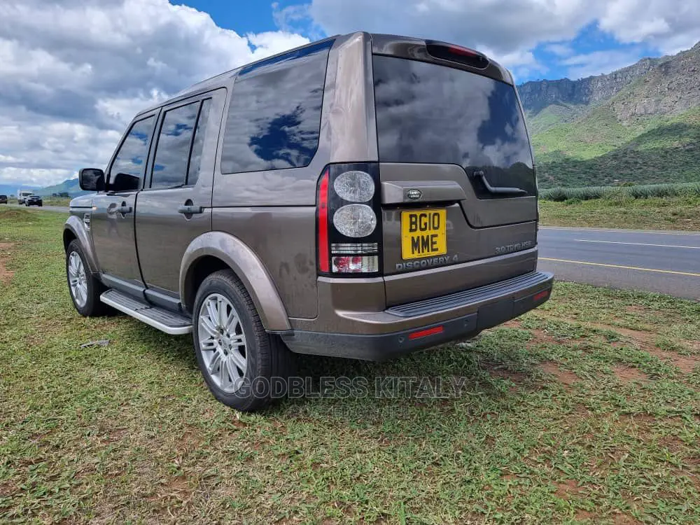 Land Rover Discovery 2014 Gray