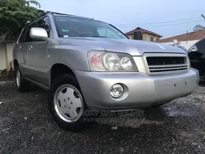 Toyota Kluger 2005 Silver