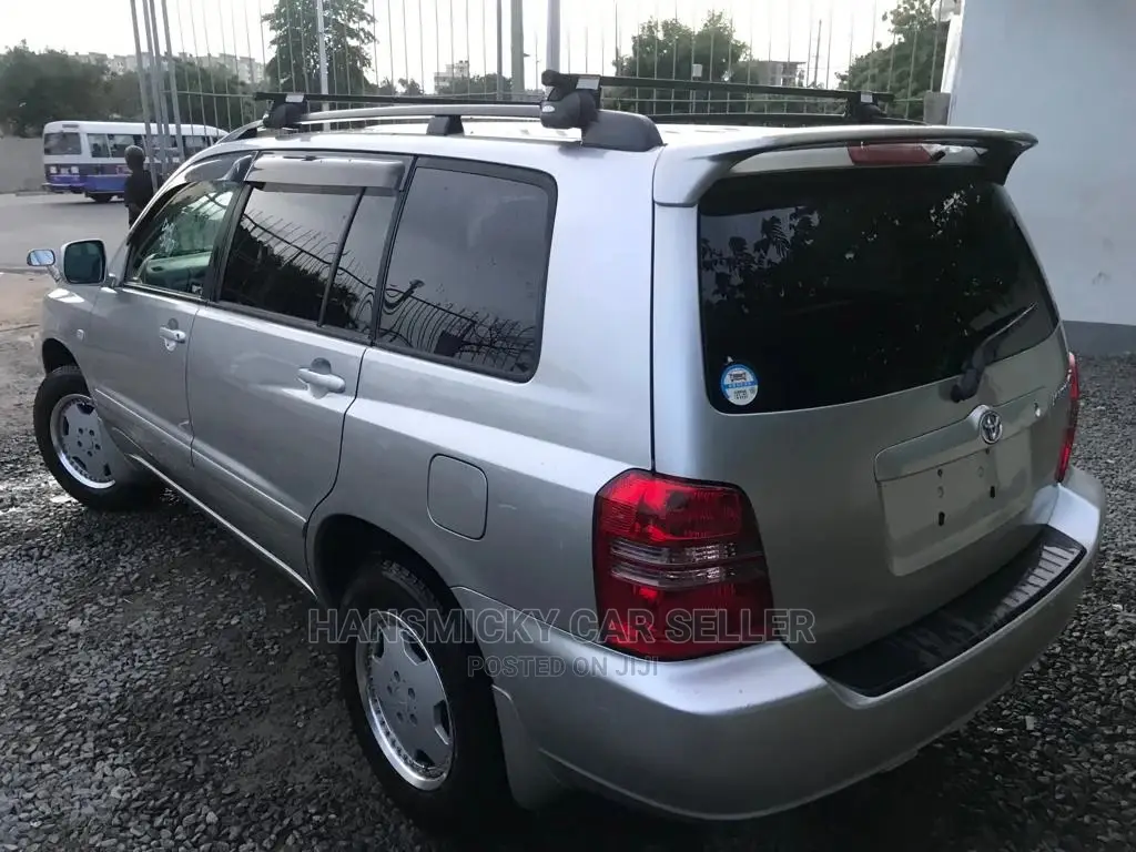 Toyota Kluger 2005 Silver