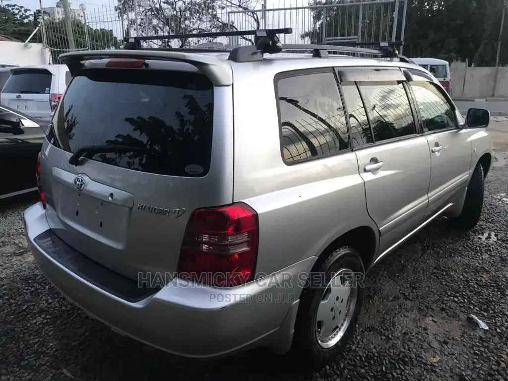 Toyota Kluger 2005 Silver