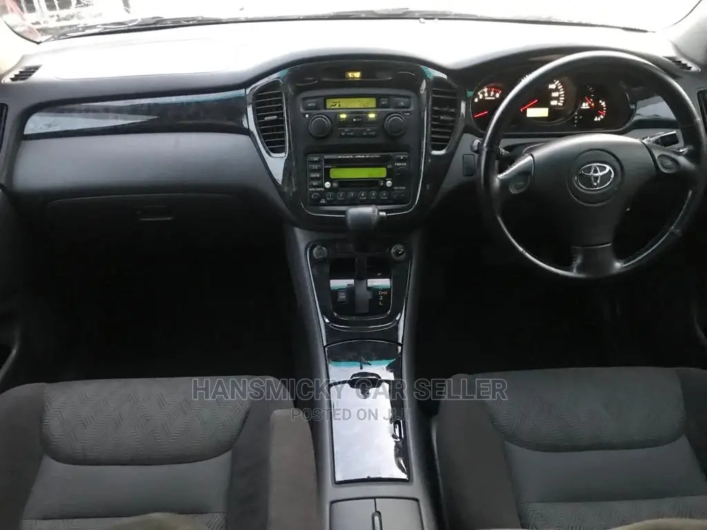 Toyota Kluger 2005 Silver