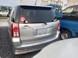 Toyota Raum 2008 Silver