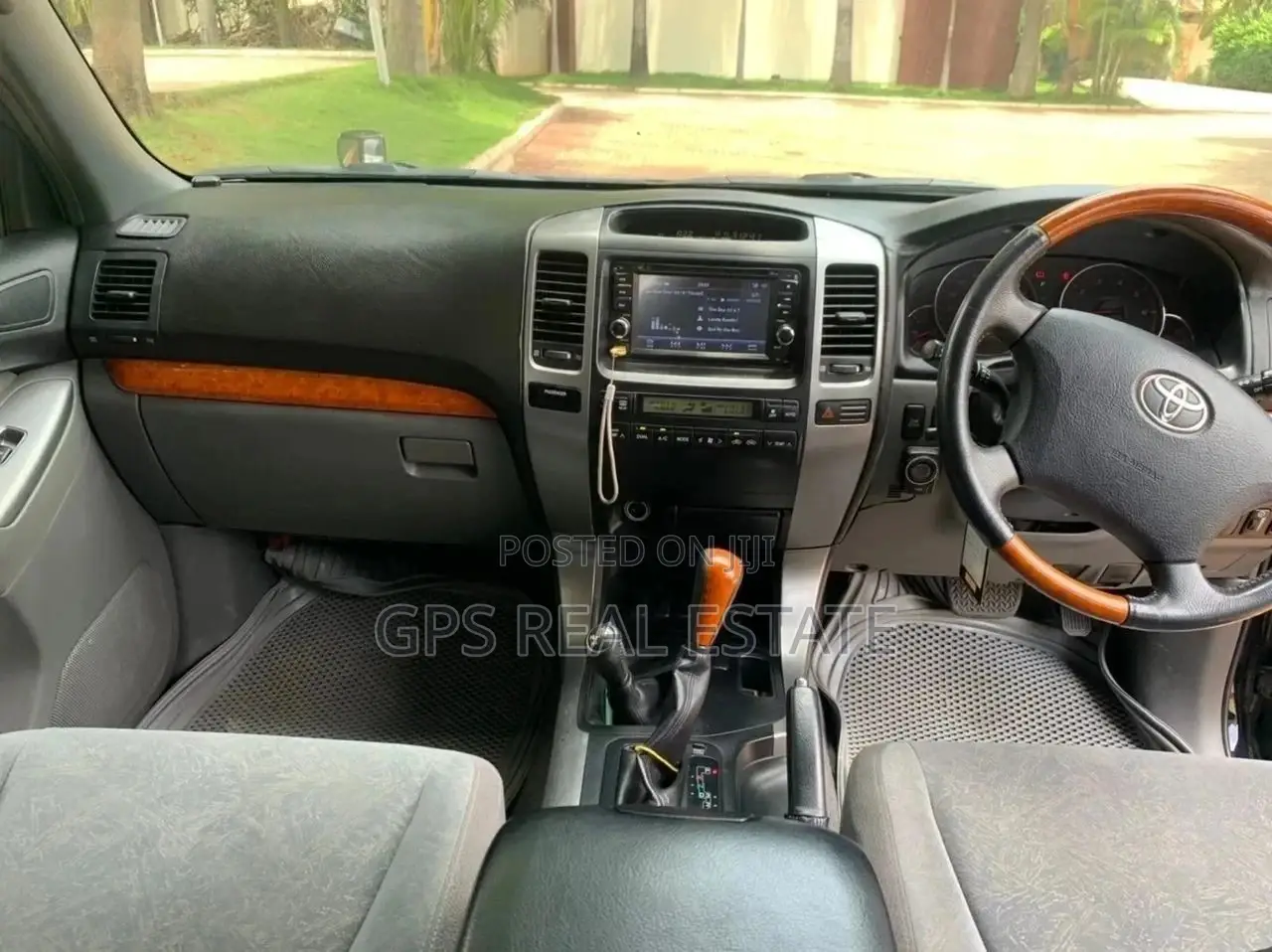 Toyota Land Cruiser Prado 2006 Black