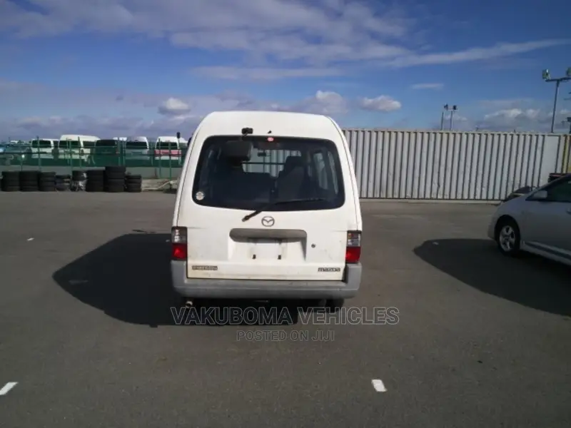 Mazda Bongo Van