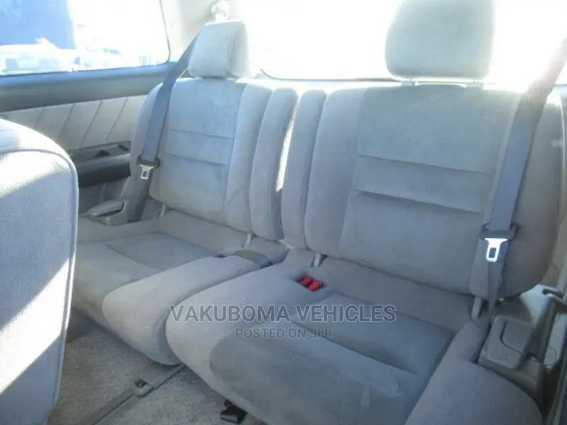 Toyota Alphard 2005 Pearl