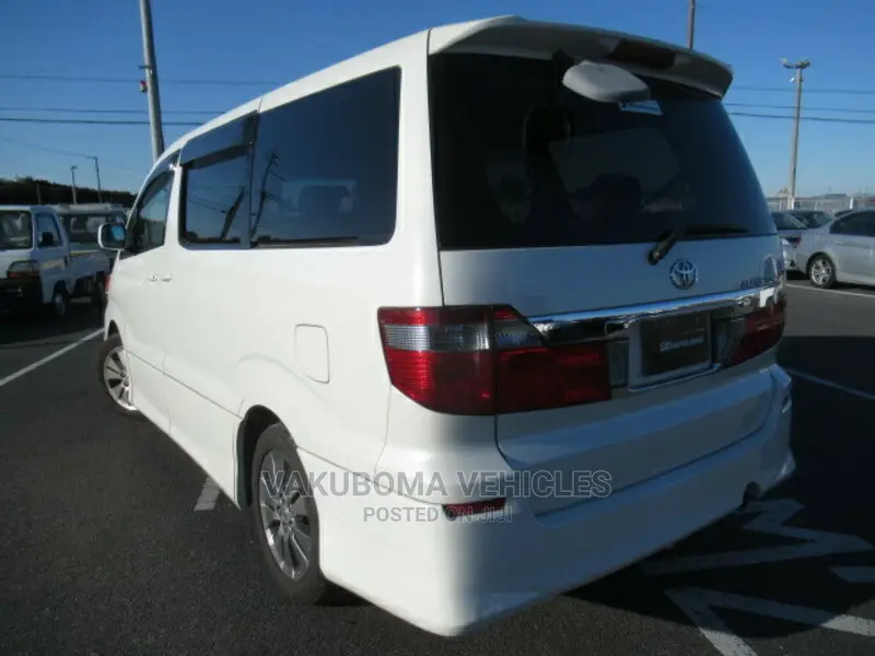 Toyota Alphard 2005 Pearl