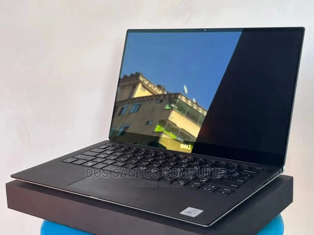 New Laptop Dell XPS 13 16GB Intel Core I7 SSD 512GB