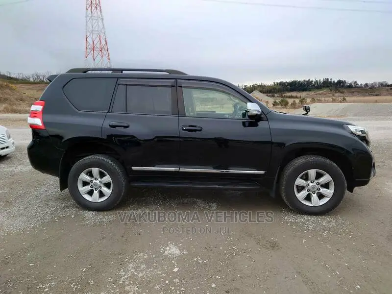 Toyota Land Cruiser Prado 2015 Black