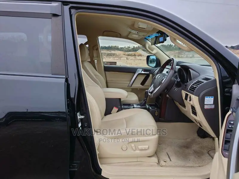 Toyota Land Cruiser Prado 2015 Black
