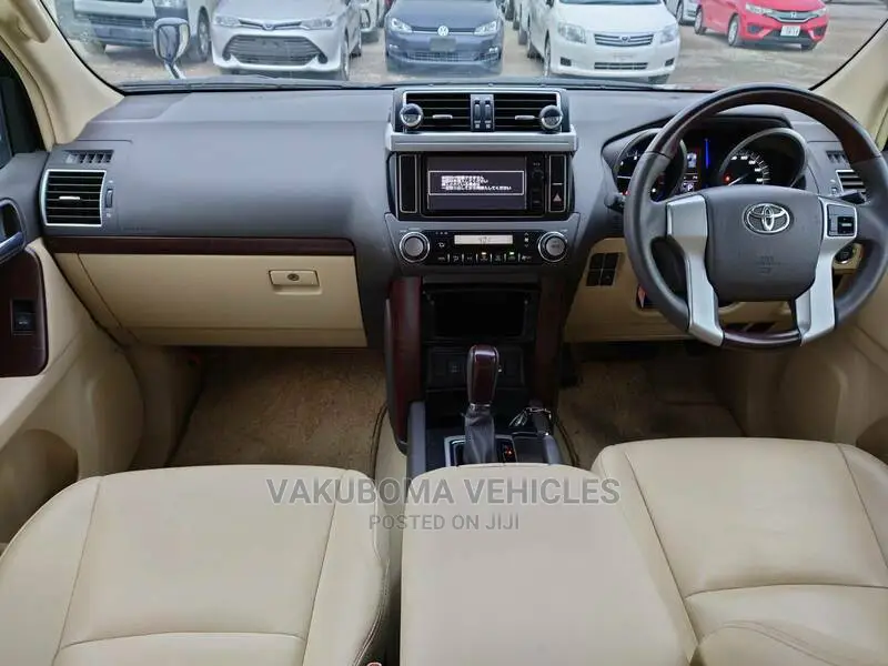 Toyota Land Cruiser Prado 2015 Black