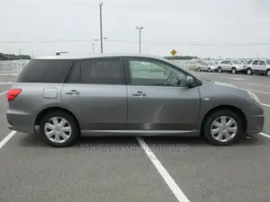 Nissan Wingroad 2006 Gray