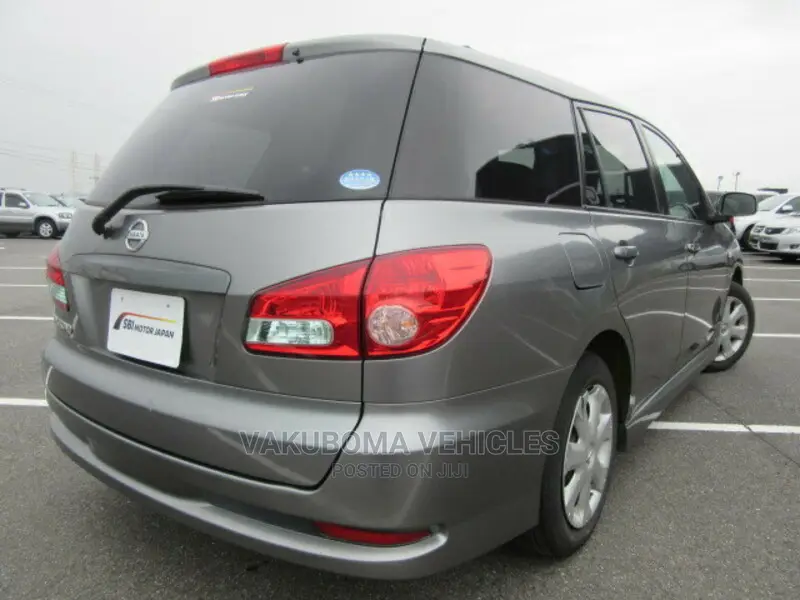 Nissan Wingroad 2006 Gray