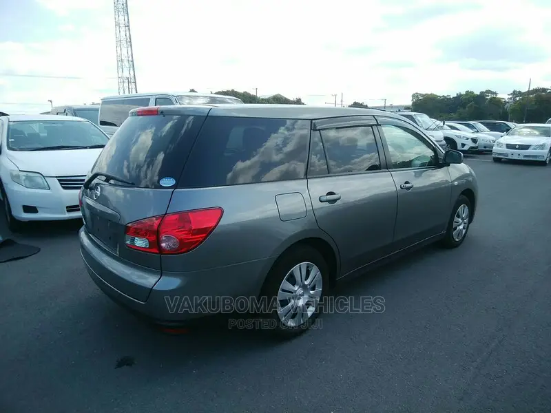 Nissan Wingroad 2015 Gray