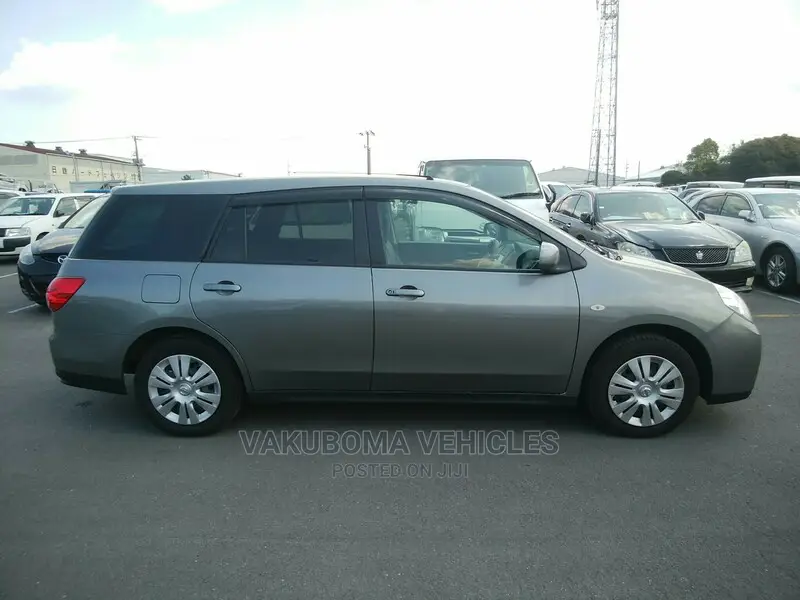 Nissan Wingroad 2015 Gray