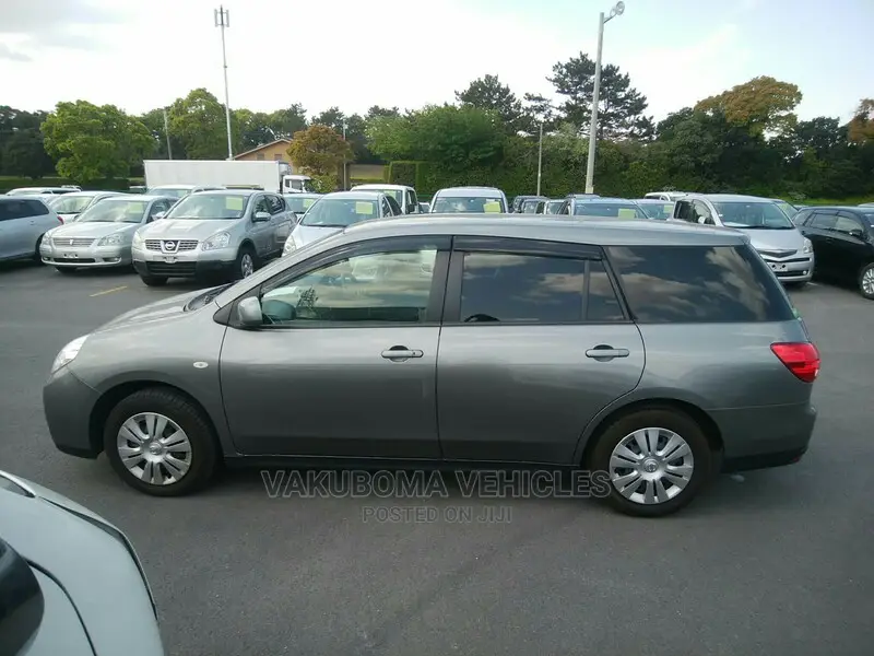 Nissan Wingroad 2015 Gray