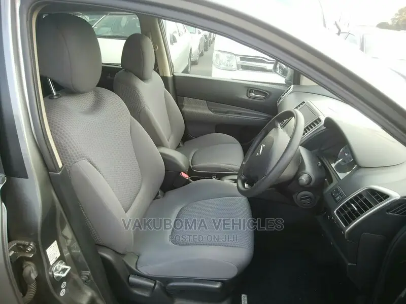Nissan Wingroad 2015 Gray