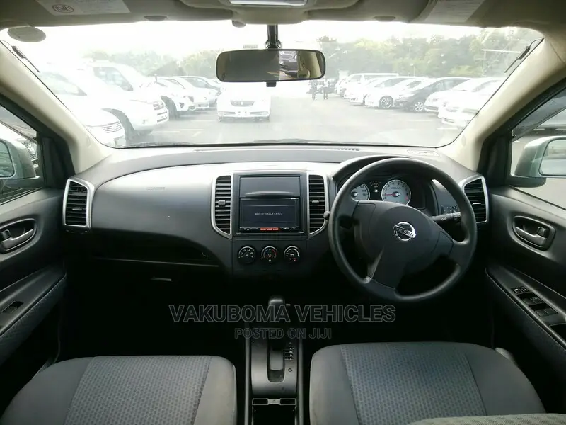 Nissan Wingroad 2015 Gray