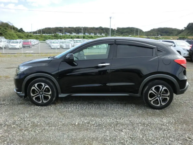 Honda Vezel 2015 Black