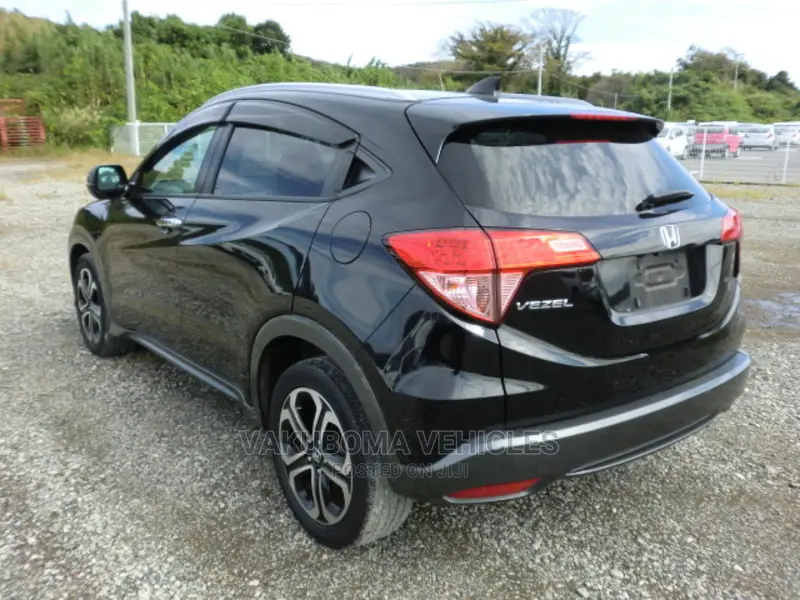 Honda Vezel 2015 Black
