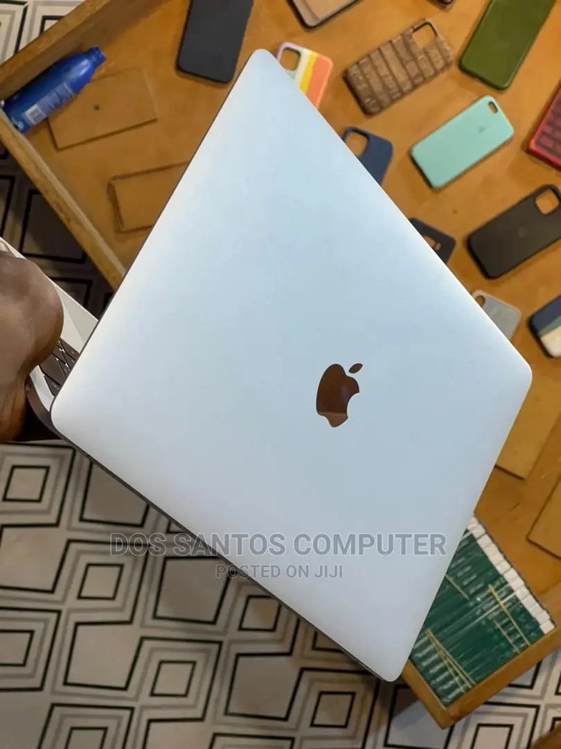 Laptop Apple MacBook 2017 8GB Intel Core I5 SSD 256GB