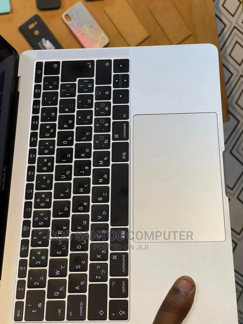 Laptop Apple MacBook 2017 8GB Intel Core I5 SSD 256GB