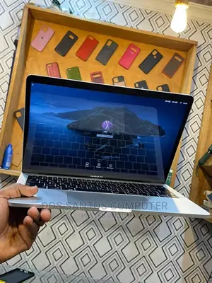 Laptop Apple MacBook 2017 8GB Intel Core I5 SSD 256GB