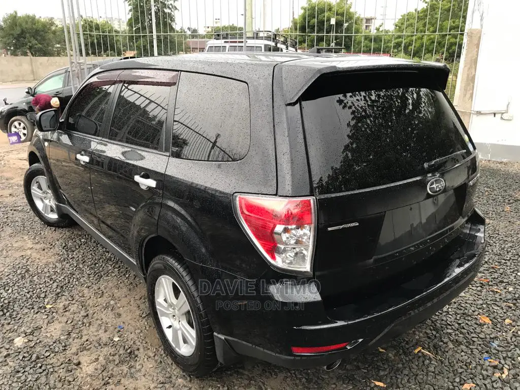 Subaru Forester 2011 Black