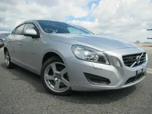 Volvo S60 2012 Silver