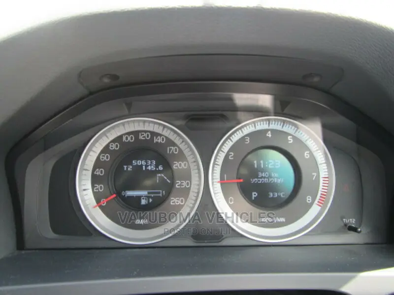 Volvo S60 2012 Silver