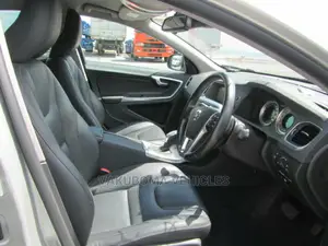 Volvo S60 2012 Silver