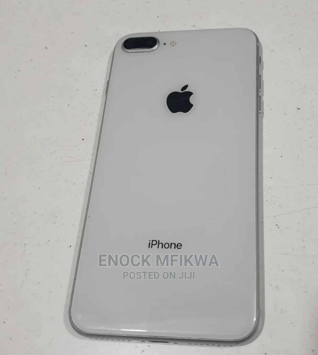 Apple iPhone 8 Plus 64 GB White