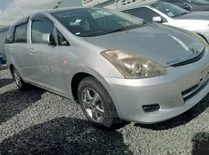 Toyota Wish 2007 Silver