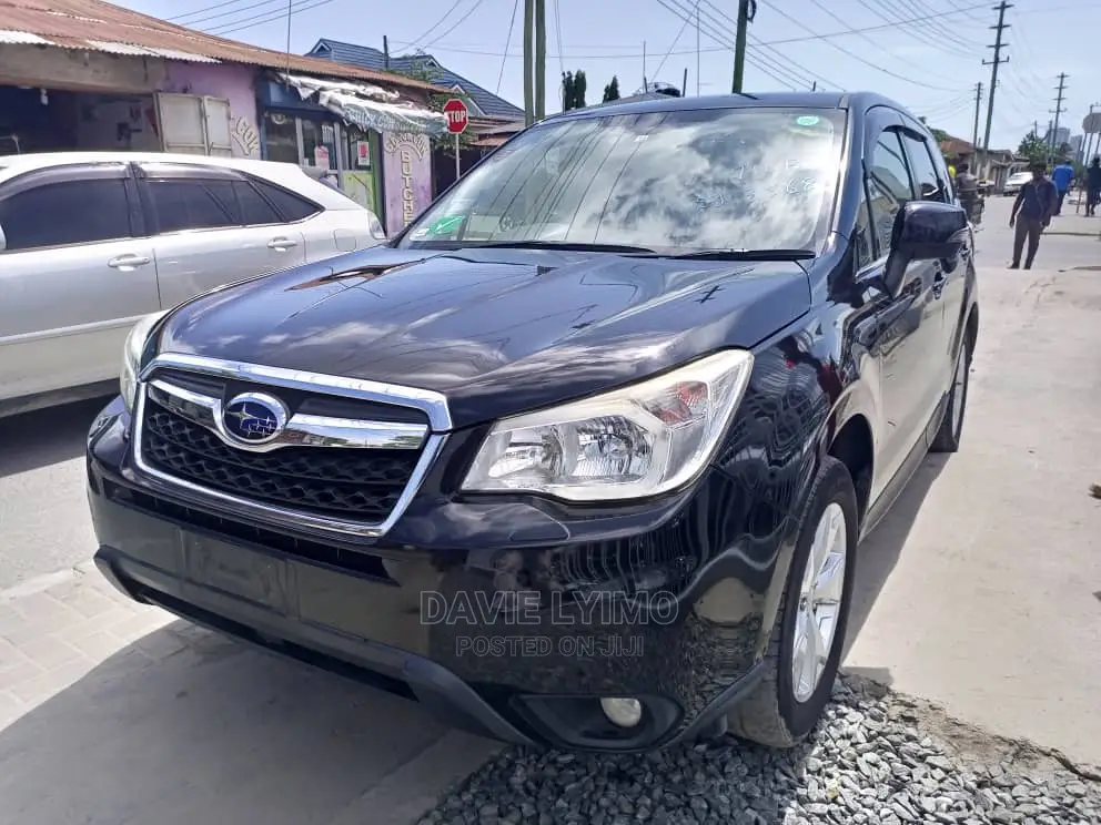 Subaru Forester 2012 Black