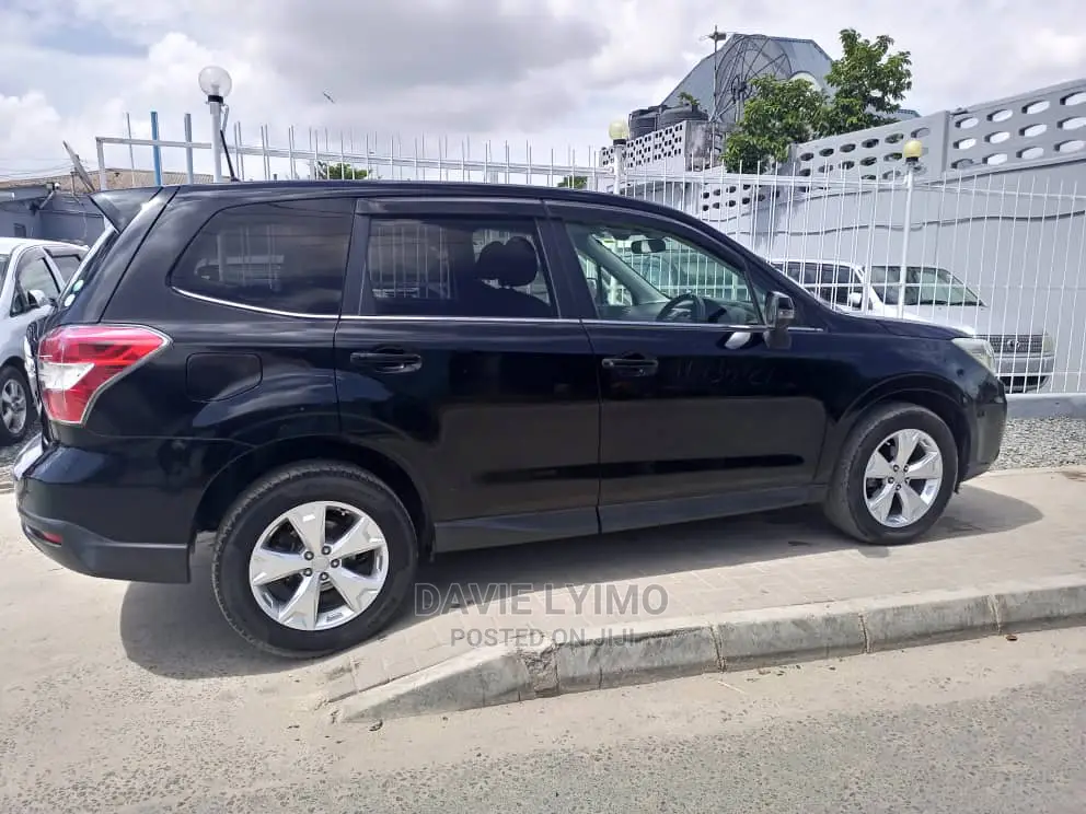 Subaru Forester 2012 Black