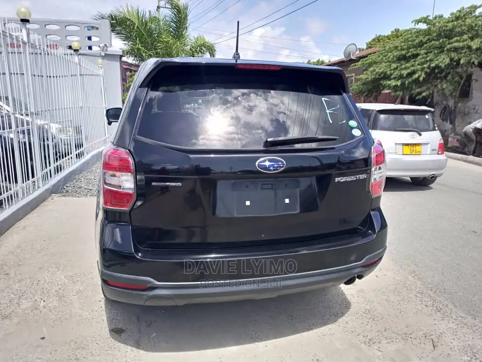 Subaru Forester 2012 Black