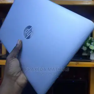 Laptop HP EliteBook 820 G3 8GB Intel Core I5 HDD 500GB